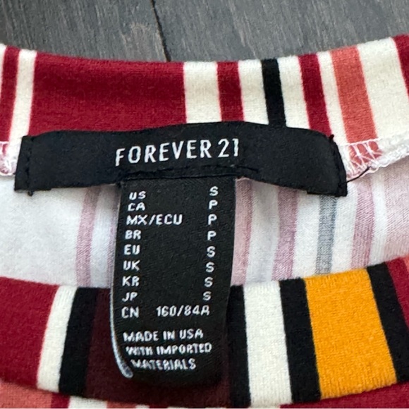 Forever 21 Y2k striped cropped t-shirt - Picture 3 of 4